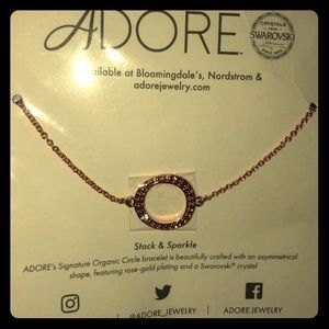 Rose gold bracelet with Swarovski crystal